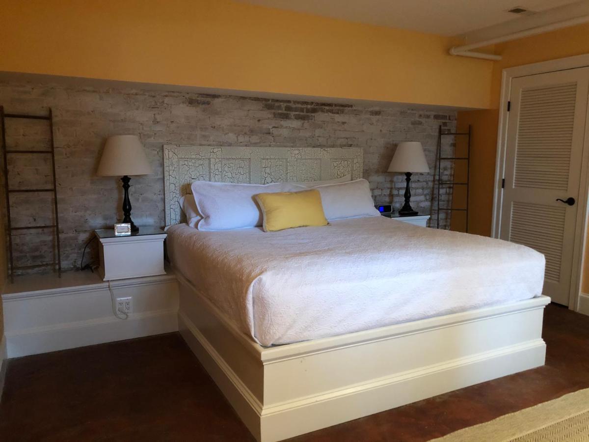 Suites At 249 Culpeper Buitenkant foto